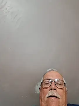 Snapshot of NawtyB1965 chatting on July 1, 2026, 3:40 am NawtyB1965 online show from July 1, 2026, 3:40 am