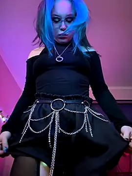 MaddisonHaas online show from October 1, 2025, 1:33 am