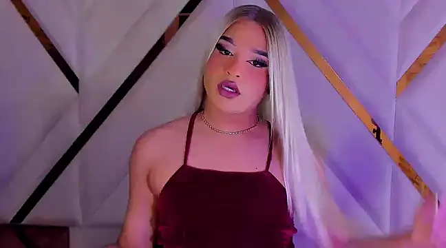 Snapshot of Elody_Preysler69 chatting on March 23, 2025, 4:27 am Elody Preysler69 online show from March 23, 2025, 4:27 am