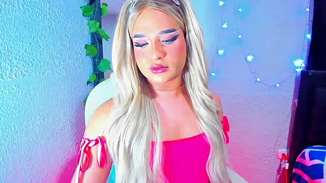 Snapshot of Elody_Preysler69 chatting on February 25, 2025, 9:53 am Elody Preysler69 online show from February 25, 2025, 9:53 am