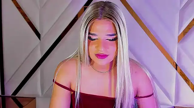 Snapshot of Elody_Preysler69 chatting on March 23, 2025, 7:31 am Elody Preysler69 online show from March 23, 2025, 7:31 am