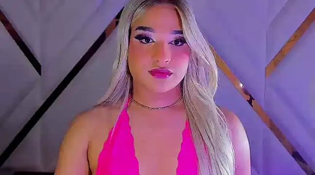 Snapshot of Elody_Preysler69 chatting on March 22, 2025, 7:15 am Elody Preysler69 online show from March 22, 2025, 7:15 am