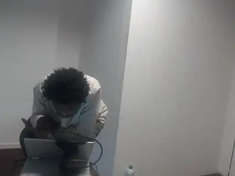 Snapshot of Mastertopdome chatting on September 27, 2025, 1:17 pm Mastertopdome online show from September 27, 2025, 1:17 pm