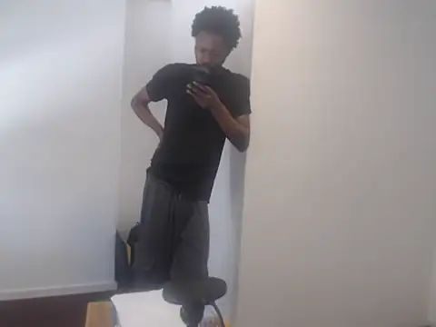 Snapshot of Mastertopdome chatting on October 4, 2025, 3:57 pm Mastertopdome online show from October 4, 2025, 3:57 pm