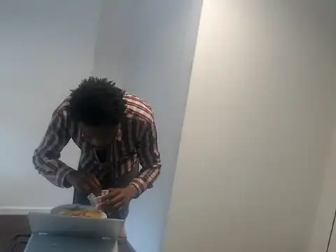 Snapshot of Mastertopdome chatting on October 6, 2025, 5:24 pm Mastertopdome online show from October 6, 2025, 5:24 pm