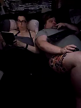 alienbunny online show from January 19, 2025, 5:05 am