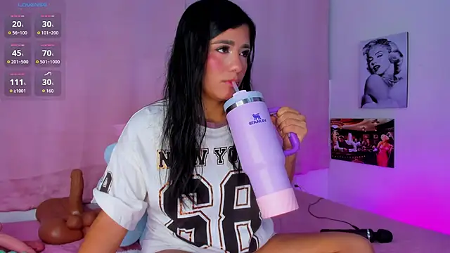 Snapshot of tellmebri chatting on October 31, 2025, 9:06 am tellmebri online show from October 31, 2025, 9:06 am