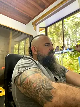 charlesVidal online show from October 13, 2025, 2:07 pm