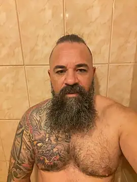 charlesVidal online show from December 17, 2024, 11:16 pm