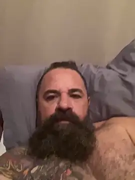 charlesVidal online show from December 1, 2024, 9:42 pm