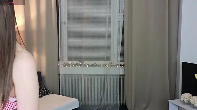 NovaBlissss online show from February 28, 2025, 3:48 am