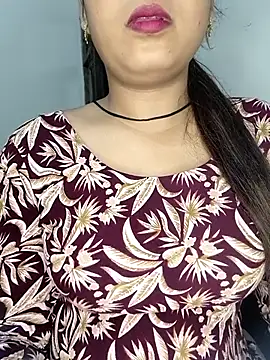 Snapshot of Shanaya_Hotty chatting on September 19, 2025, 9:30 pm Shanaya Hotty online show from September 19, 2025, 9:30 pm