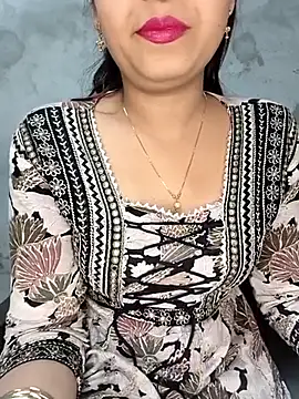 Snapshot of Shanaya_Hotty chatting on March 8, 2025, 12:09 pm Shanaya Hotty online show from March 8, 2025, 12:09 pm