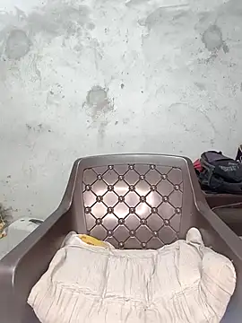 Snapshot of Shanaya_Hotty chatting on February 19, 2025, 7:48 pm Shanaya Hotty online show from February 19, 2025, 7:48 pm