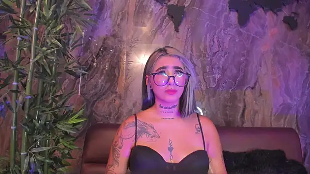 Alahia Dangelo online show from October 16, 2025, 5:32 pm