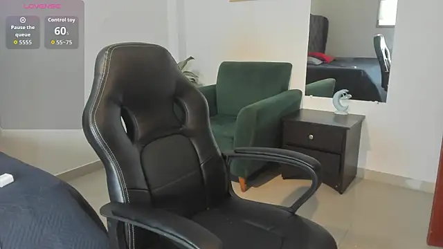 Snapshot of _maria_foxx_ chatting on November 4, 2025, 7:39 pm maria foxx online show from November 4, 2025, 7:39 pm