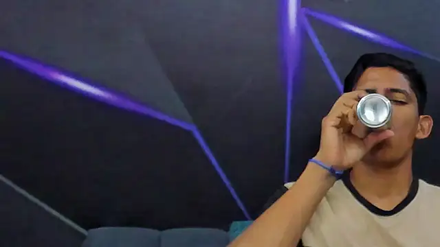 playsgirlhot online show from September 12, 2025, 11:26 pm