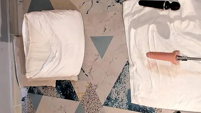 Snapshot of Eilin_clio chatting on March 17, 2025, 10:51 pm Eilin clio online show from March 17, 2025, 10:51 pm