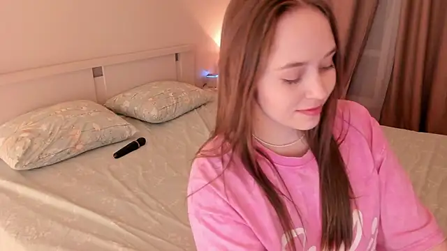 endlesssoffi online show from March 15, 2025, 11:06 pm