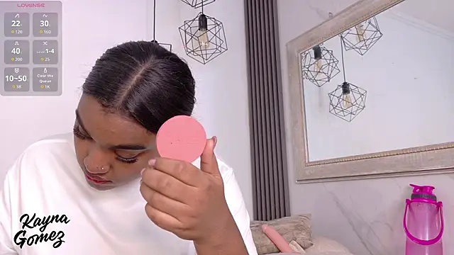 kayna gomez online show from February 10, 2026, 7:13 pm