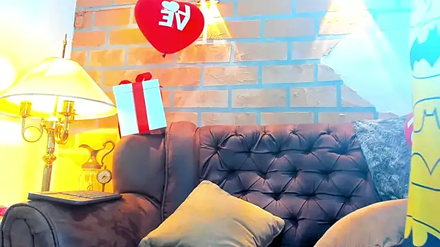 Dylanstonne online show from February 7, 2025, 1:25 am