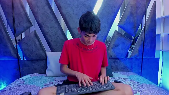 Yef Thin online show from September 19, 2025, 3:32 am