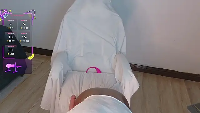 Snapshot of ahvi_ebony chatting on February 1, 2026, 1:42 pm ahvi ebony online show from February 1, 2026, 1:42 pm