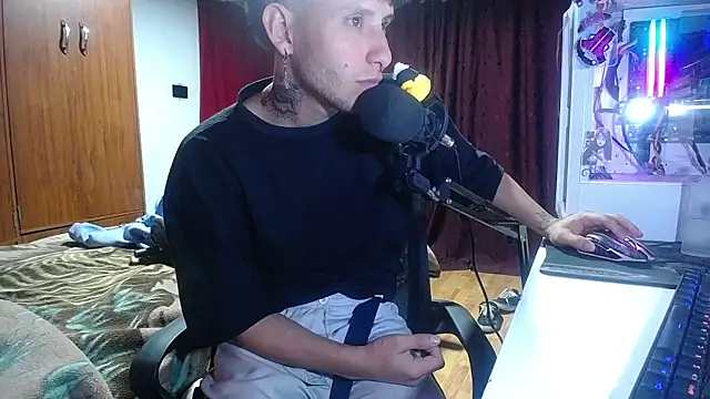 Snapshot of esjrobles chatting on March 22, 2025, 4:14 am esjrobles online show from March 22, 2025, 4:14 am