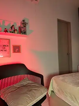 Pink Jazmin online show from July 19, 2026, 1:14 am