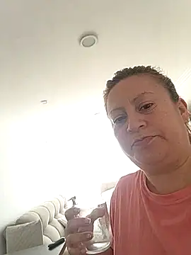 Snapshot of MonyCassius chatting on May 1, 2026, 3:17 pm MonyCassius online show from May 1, 2026, 3:17 pm