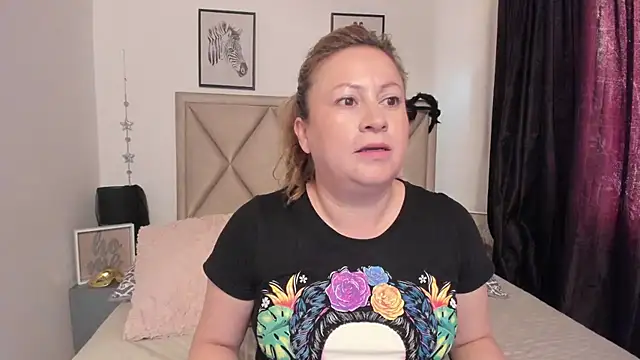 MonyCassius online show from November 8, 2025, 11:58 am