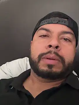 joselo8888 online show from September 18, 2025, 8:12 pm