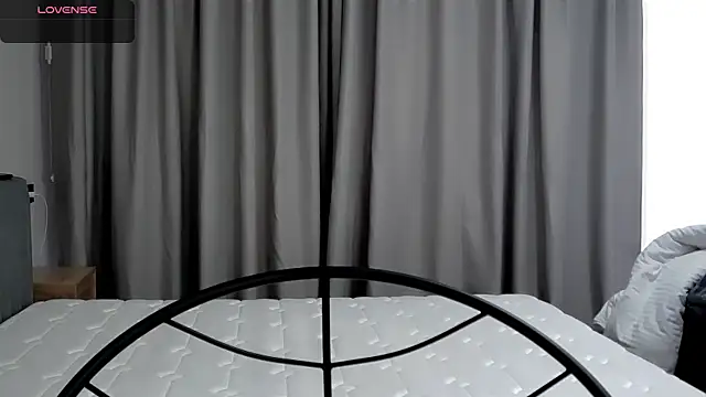 Dasha M online show from December 21, 2025, 9:55 am