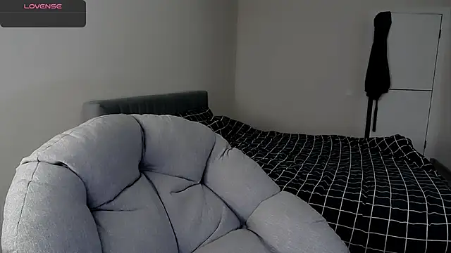 Dasha M online show from October 13, 2025, 8:16 am