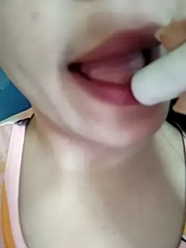 Anki-doll online show from October 18, 2025, 5:42 am