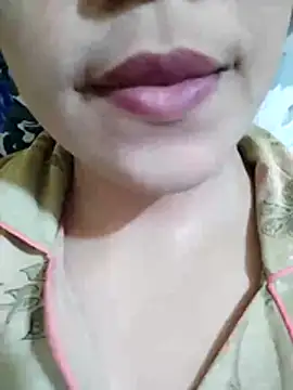 Snapshot of Anki-doll chatting on April 23, 2026, 12:40 pm Anki-doll online show from April 23, 2026, 12:40 pm