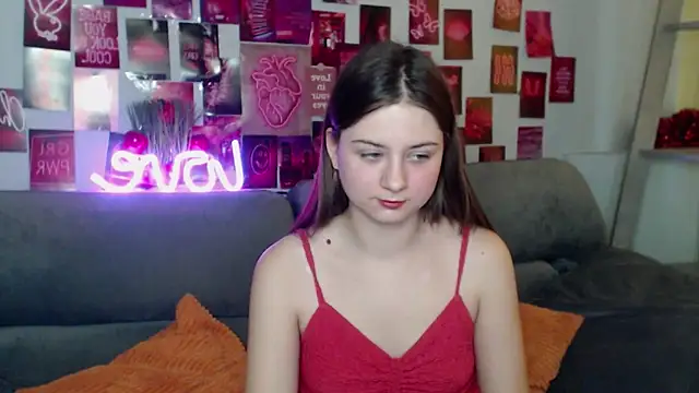 Snapshot of MilanaRoza chatting on November 30, 2025, 8:04 am MilanaRoza online show from November 30, 2025, 8:04 am