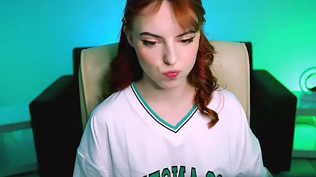 evanellson online show from March 9, 2025, 3:38 pm