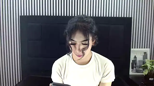 Eban Dustan online show from September 30, 2025, 4:40 am