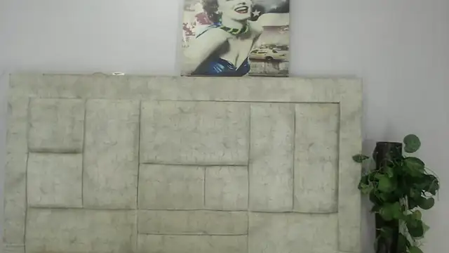 Eban Dustan online show from October 6, 2025, 6:08 pm