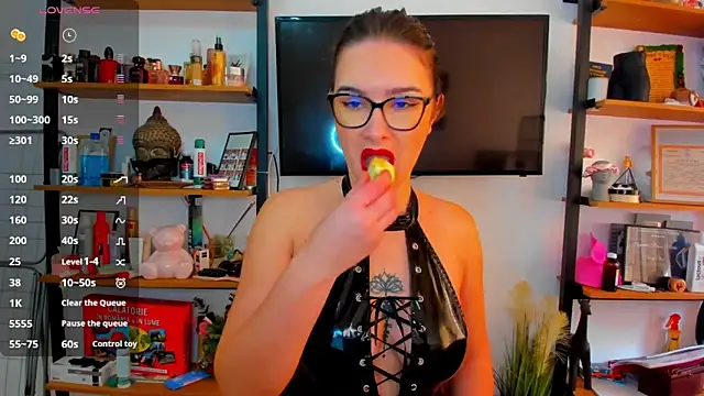 MissJudith online show from February 18, 2025, 8:38 am