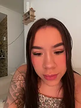 Im Valen Cute online show from July 12, 2026, 9:59 pm
