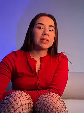 Snapshot of Im_Valen_Cute chatting on October 16, 2025, 1:25 am Im Valen Cute online show from October 16, 2025, 1:25 am