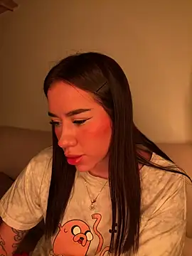 Im Valen Cute online show from June 25, 2026, 3:26 am