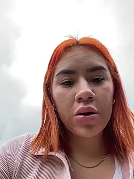 Snapshot of Im_Valen_Cute chatting on February 26, 2025, 8:15 pm Im Valen Cute online show from February 26, 2025, 8:15 pm