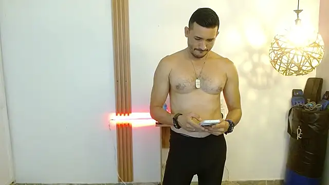 Reiko 85  online show from November 7, 2025, 2:32 pm