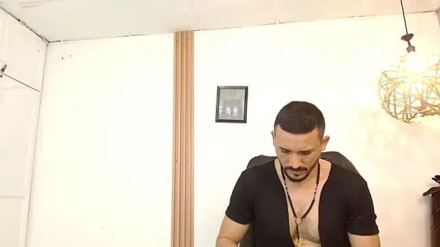 Reiko 85  online show from September 11, 2025, 2:39 pm