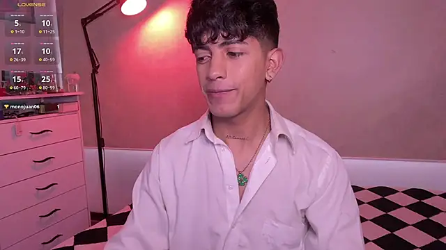 teobowny  online show from September 27, 2025, 10:05 pm