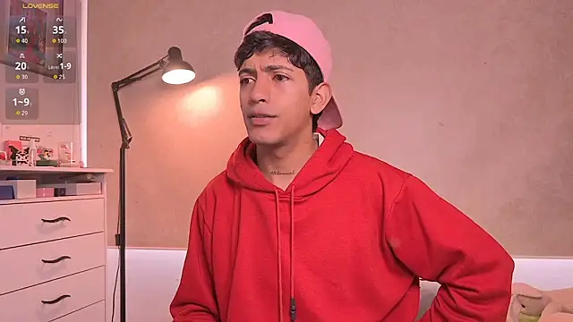 teobowny  online show from April 15, 2026, 1:59 pm