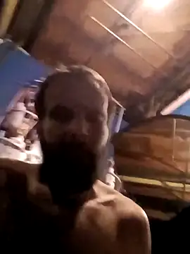 Whipit323 online show from January 6, 2026, 5:22 am